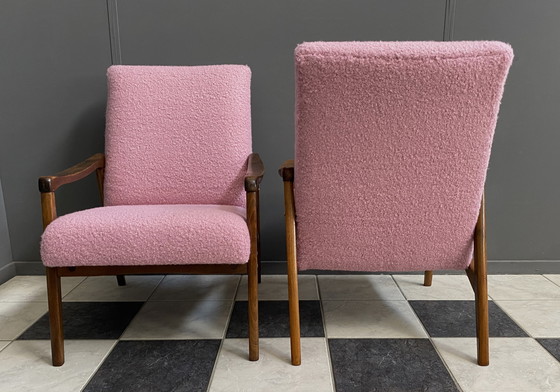 Image 1 of Roze boucle stoelen van Jiri Jiroutek 1960