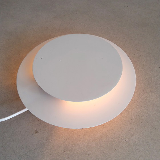 Image 1 of Witte ronde metalen wandlamp