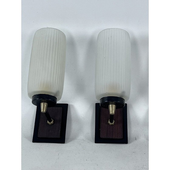 Image 1 of Set van 3 vintage wandlampen in glas, messing, lak en hout, Italië 1950