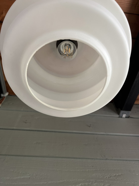Image 1 of Vintage mid century opaal glazen hanglamp 