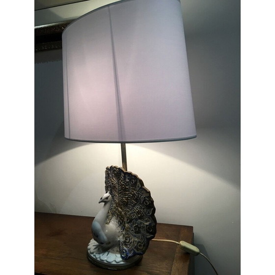 Image 1 of Vintage pauwenlamp van keramiek met eigentijdse kap, 1970