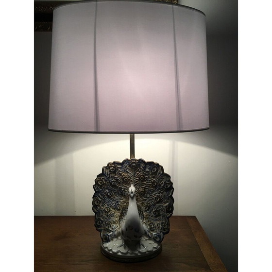 Image 1 of Vintage pauwenlamp van keramiek met eigentijdse kap, 1970