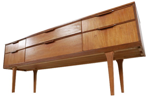 Image 1 of Dressoir austinsuite 'Stockport'