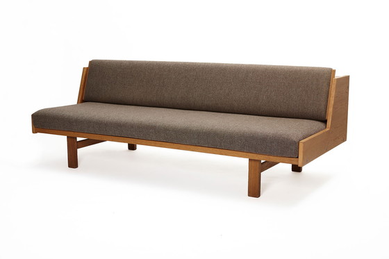 Image 1 of Ge-258 Daybed ontworpen door Hans J. Wegner voor Getama, Denemarken 1950.