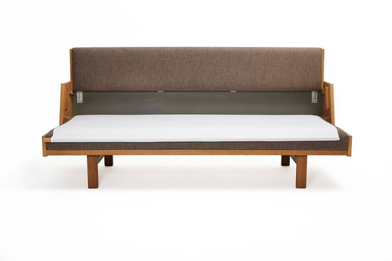 Image 1 of Ge-258 Daybed ontworpen door Hans J. Wegner voor Getama, Denemarken 1950.