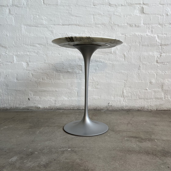 Image 1 of Knoll International - Saarinen 160Tr - Bijzettafel - Marmer - Topconditie