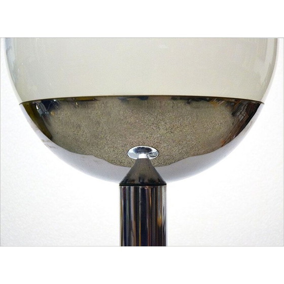 Image 1 of Vintage vloerlamp van verchroomd metaal en oplaine glas, Italië 1970