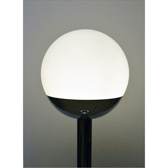 Image 1 of Vintage vloerlamp van verchroomd metaal en oplaine glas, Italië 1970
