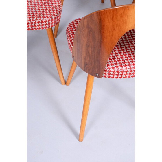 Image 1 of Set van 4 vintage stoelen van beukenhout, walnoot en stof door Antonin Suman, Tsjechië 1950