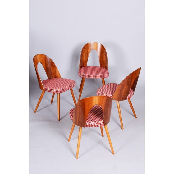 Image 1 of Set van 4 vintage stoelen van beukenhout, walnoot en stof door Antonin Suman, Tsjechië 1950