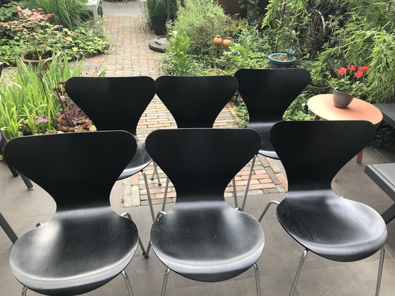 Image 1 of 6x Vintage Fritz Hansen vlinderstoelen zwart