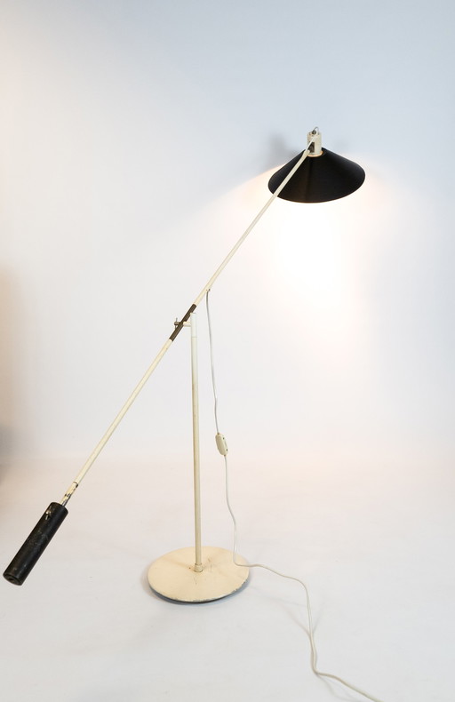 Anvia ontwerp J.J.M. Hoogervorst vloerlamp