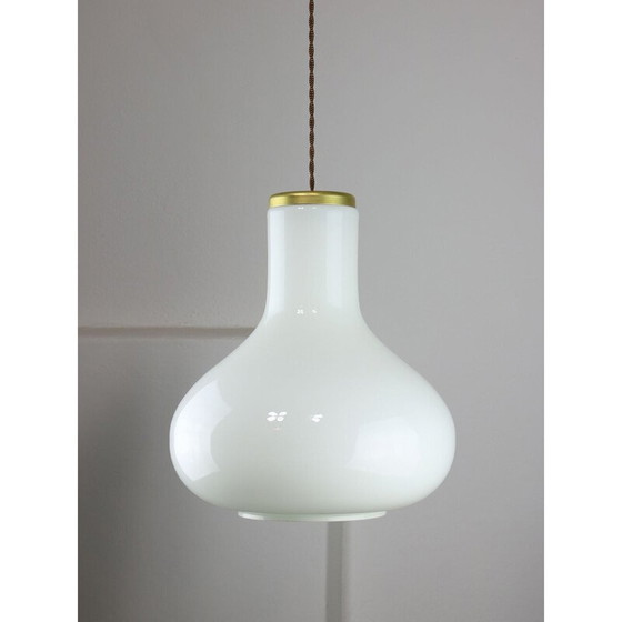 Image 1 of Vintage hanglamp van messing en opaline glas, Italië