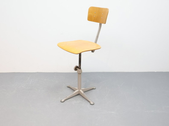 Image 1 of Vintage Architecten Kruk Friso Kramer