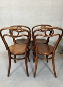 4x originele Thonet nr 31 stoelen