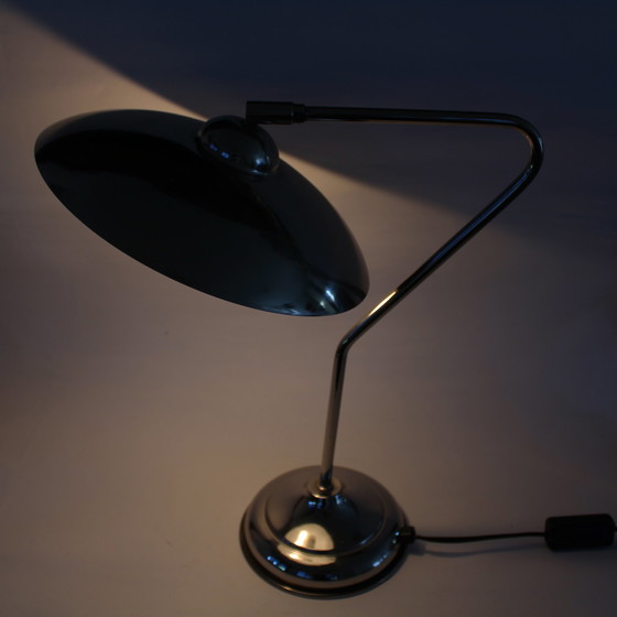 Image 1 of Bauhaus verchroomde lamp uit het ruimte tijdperk