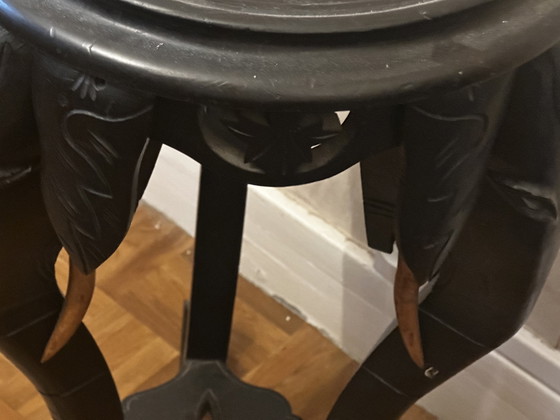 Image 1 of Olifantenkop voetstuk tafel van gezwart hout - houten slagtanden - Napoleon III