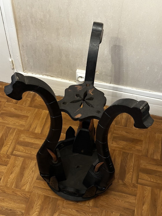 Image 1 of Olifantenkop voetstuk tafel van gezwart hout - houten slagtanden - Napoleon III