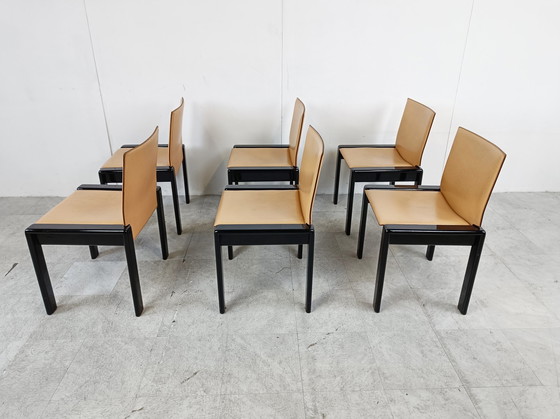 Image 1 of 6x Vintage leren en lak eetkamerstoelen