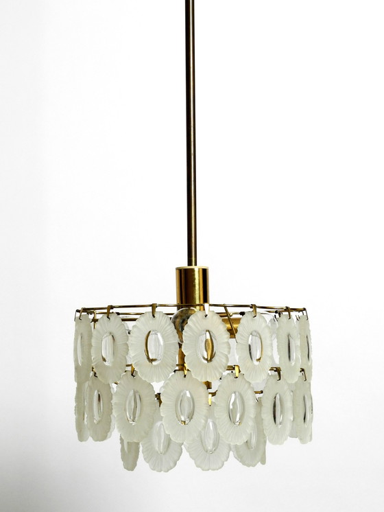 Image 1 of Italiaanse Mid Century kroonluchter met ovale Murano glazen