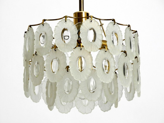 Image 1 of Italiaanse Mid Century kroonluchter met ovale Murano glazen