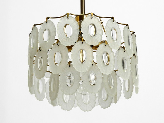 Image 1 of Italiaanse Mid Century kroonluchter met ovale Murano glazen