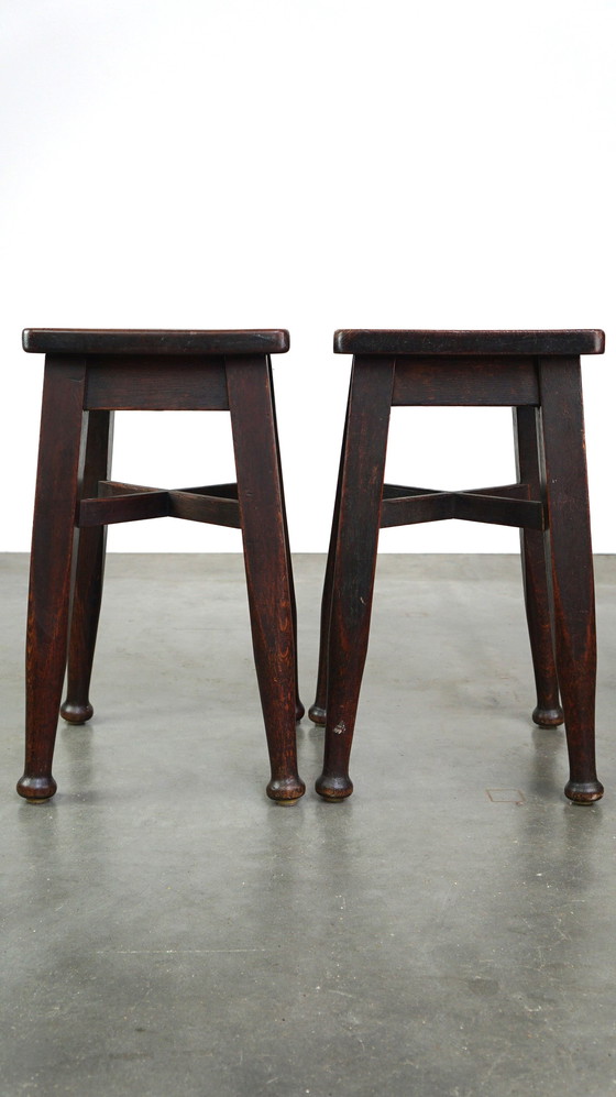 Image 1 of 2 x Eikenhouten kruk/ stool