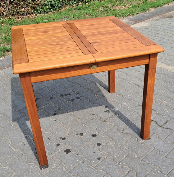 Image 1 of Privilege outdoor teakhouten uitschuifbare tafel 134 cm maximaal