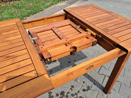 Image 1 of Privilege outdoor teakhouten uitschuifbare tafel 134 cm maximaal