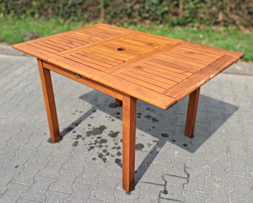 Privilege outdoor teakhouten uitschuifbare tafel 134 cm maximaal