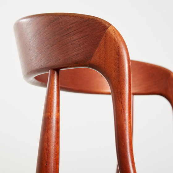 Image 1 of Set van 4 vintage teakhouten stoelen model 16 van Johannes Andersen voor Uldum, jaren 1950
