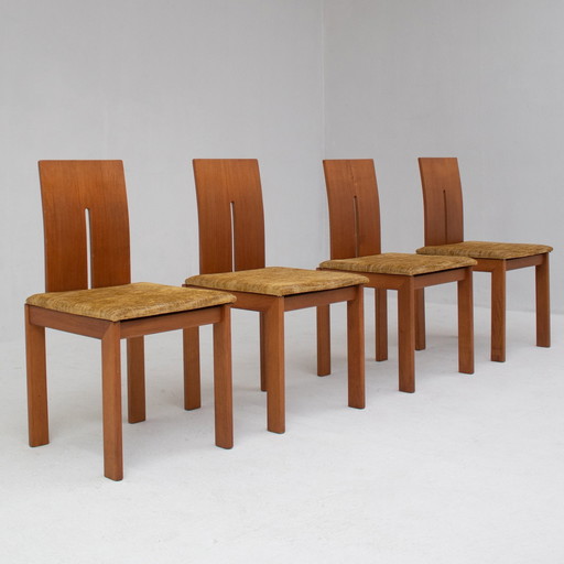 Set van 4 eetkamerstoelen in kersenhout, 1980S