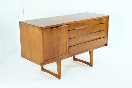 Image 1 of Compact Sideboard 'Baslow' Vintage