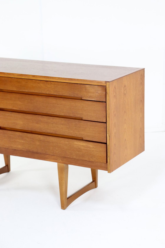 Image 1 of Compact Sideboard 'Baslow' Vintage