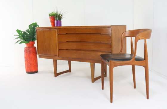 Image 1 of Compact Sideboard 'Baslow' Vintage