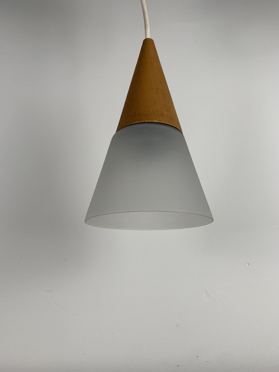 Image 1 of Hanglamp van glas en teakhout, Es Horn Denemarken