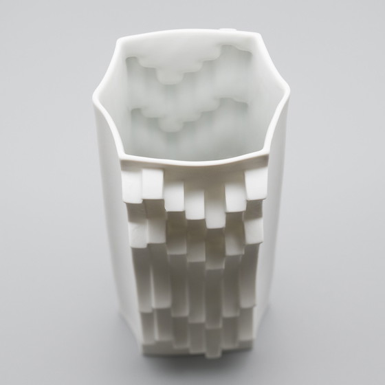 Image 1 of ARCHAIS Heinrich FUCHS Op Art Retro HUTSCHENREUTHER Bisque Porseleinen Vaas Duo