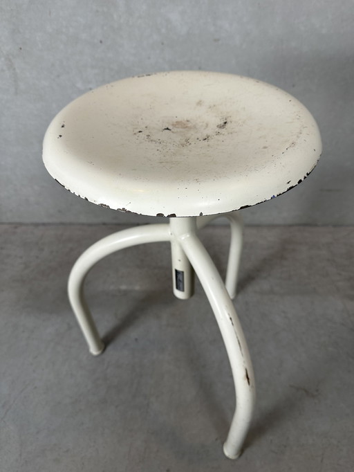 Industrial Design Stool - Manubelge