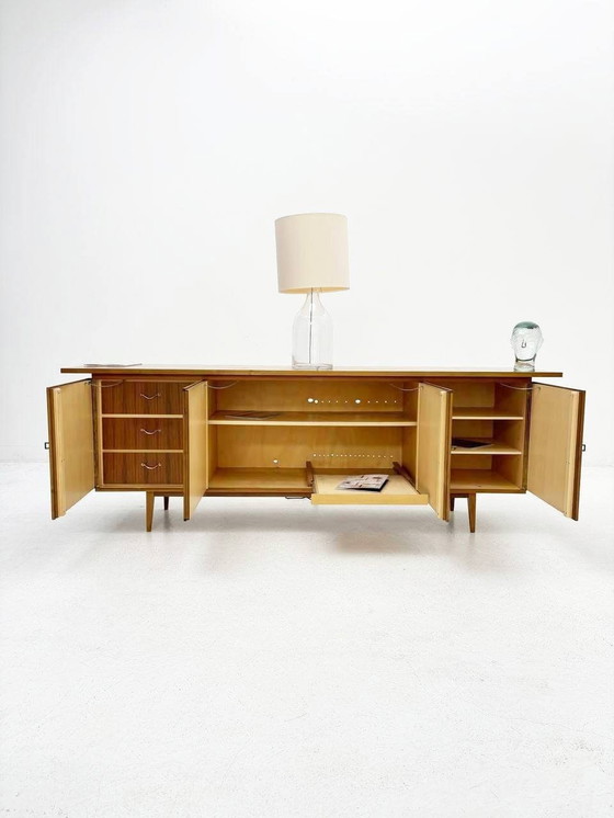 Image 1 of Elegant vintage dressoir van Möbel Rösch