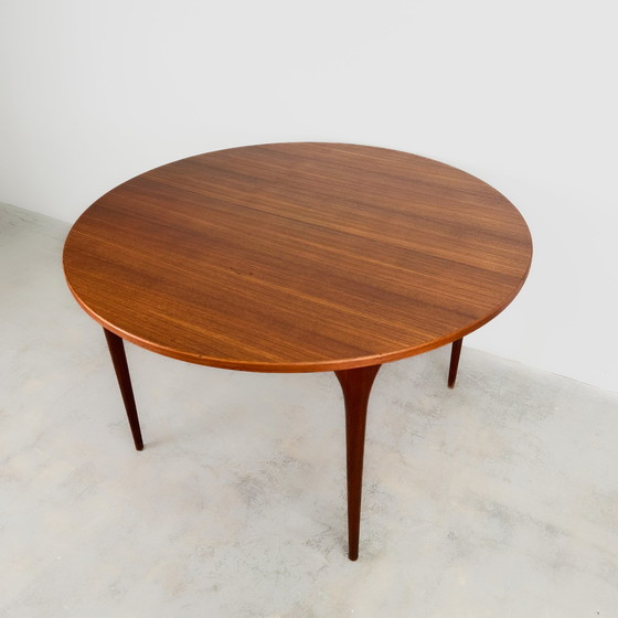 Image 1 of Teakhouten eettafel van Ib Kofod-Larsen voor Möbelfabrik Seffle, 1960