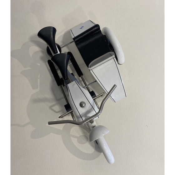 Image 1 of Vintage motorfietsfiguur Aroutcheff Michel, 1986