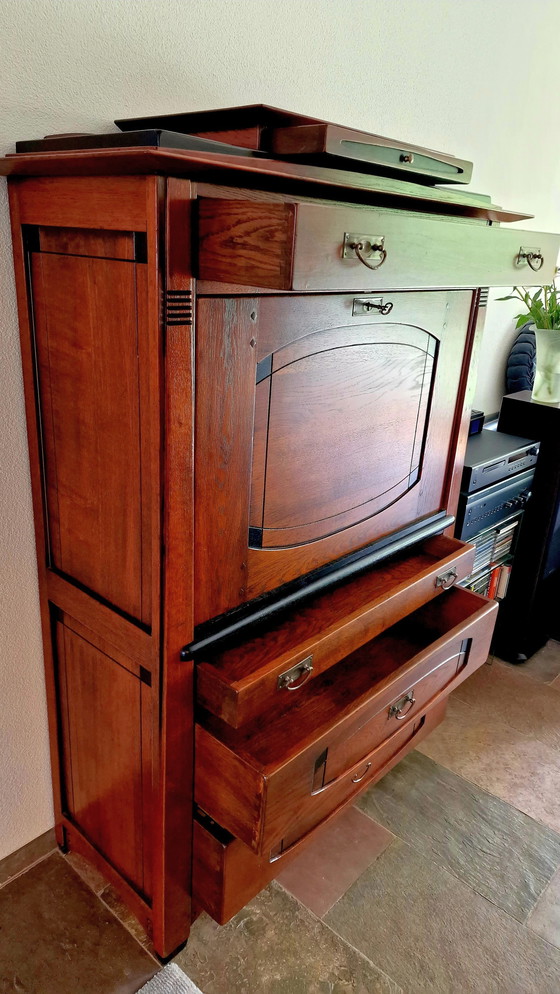 Image 1 of Schuitema secretaire