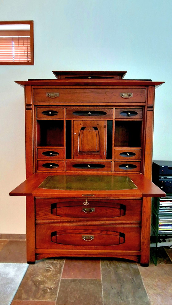 Image 1 of Schuitema secretaire