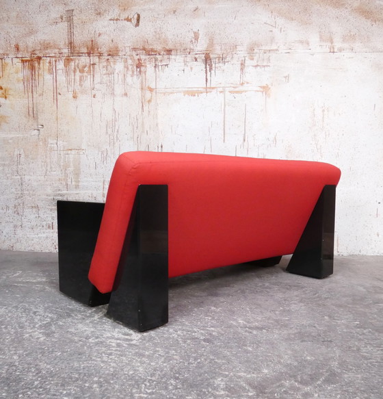 Image 1 of Artifort model 750 - Sandwich sofa - Red Kvadrat