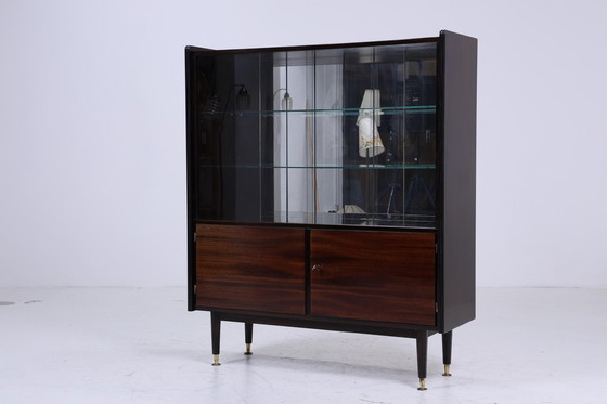 Image 1 of Smal vintage highboard jaren 60 | Mid Century vitrinekast woonkamer | retro spiegelkast