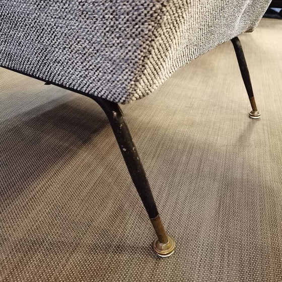 Image 1 of Vintage fauteuil met koperen poten en grijze stoffen bekleding, jaren 1950