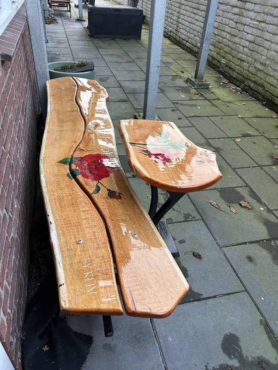 Image 1 of Unieke Handgemaakte Tuinbank En Bijbehorend Bijzettafeltje 