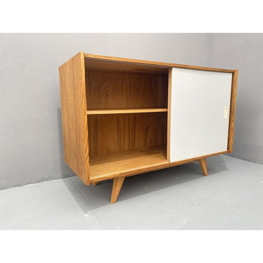 Mid century dressoir U-452 van Jiří Jiroutek, Tsjecho-Slowakije 1960