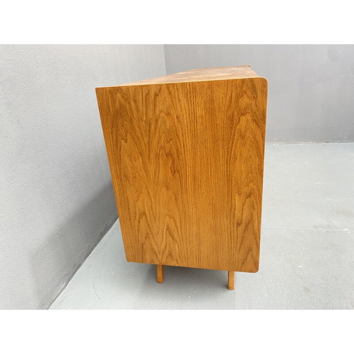 Mid century U-460 dressoir van Jiří Jiroutek voor Interiér Praha, Tsjecho-Slowakije