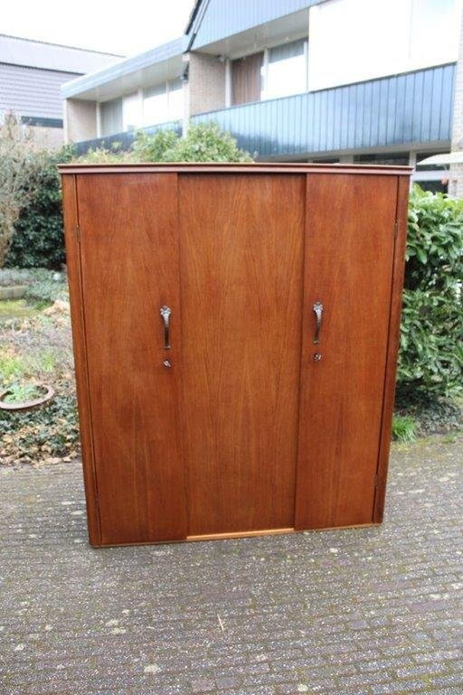 Vintage (Jaren 50-60) Houten Kledingkast Met Hang En Legdeel